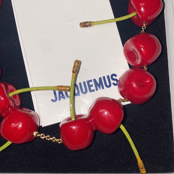 Jacquemus Le collier cerise LE CHOUCHOU Cherry necklace - Picture 3 of 12